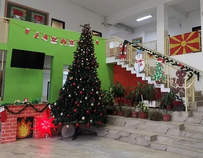 Novogodisna Magija Vo Naseto Uciliste 2025