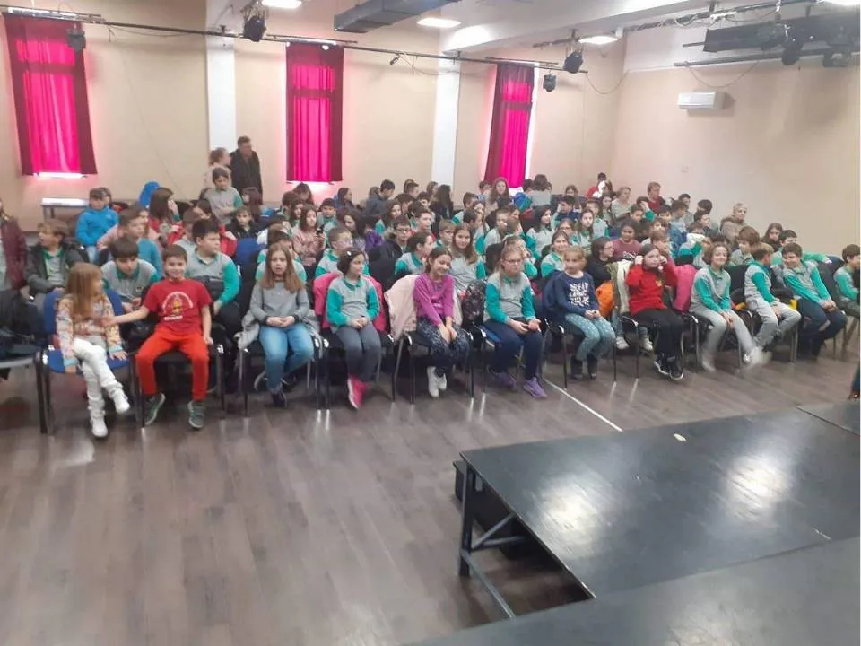 Меѓуетничка организација во образованието
