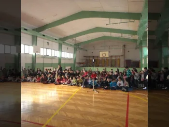 Новогодишна претстава Дедо Мраз дојде и кај нас... 31-12-2014 - слика 1