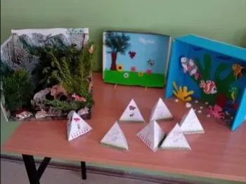 Изработки на учениците од 2б одделение 05-10-2023 - слика 7