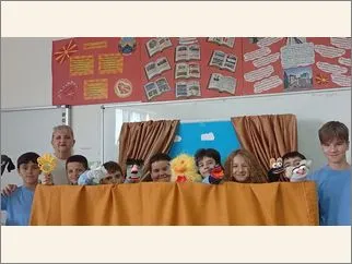 Куклена претстава „Не умирај магаре до зелена трева“ 13 11 2025