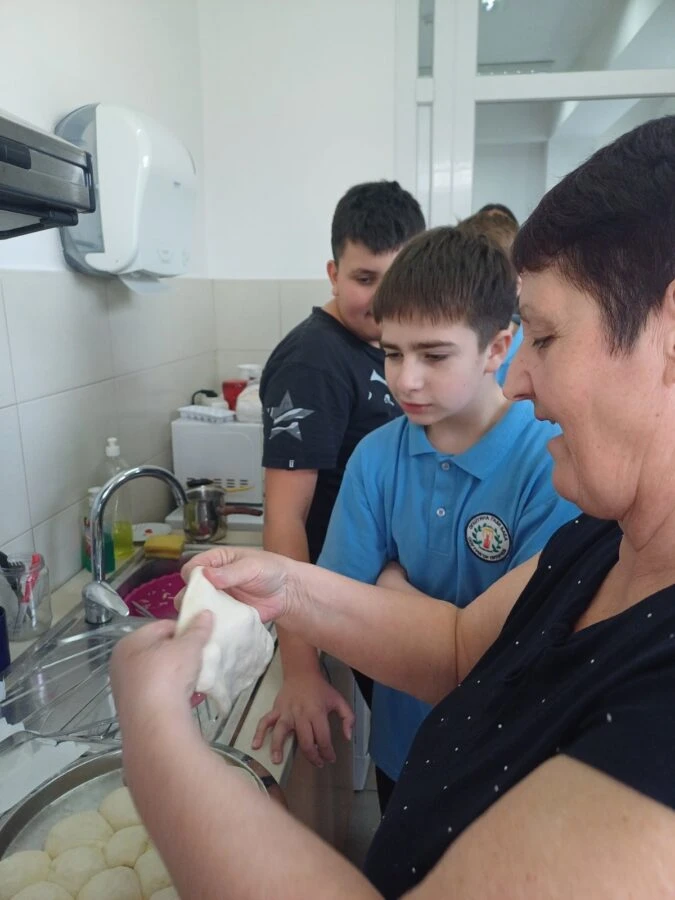 Учиме и Готвиме: Вкусна Работилница на СИП