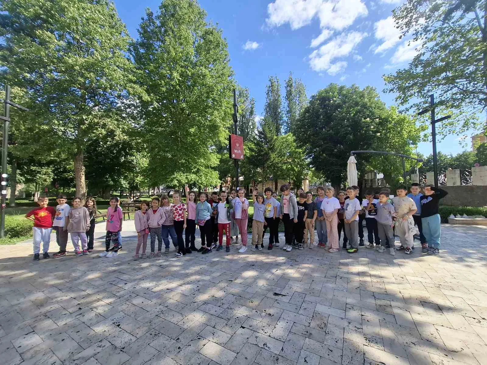 Еднодневна научно-наставна екскурзија во Лешок Еднодневна научно-наставна екскурзија во Лешок 15-05-2026 - слика 9